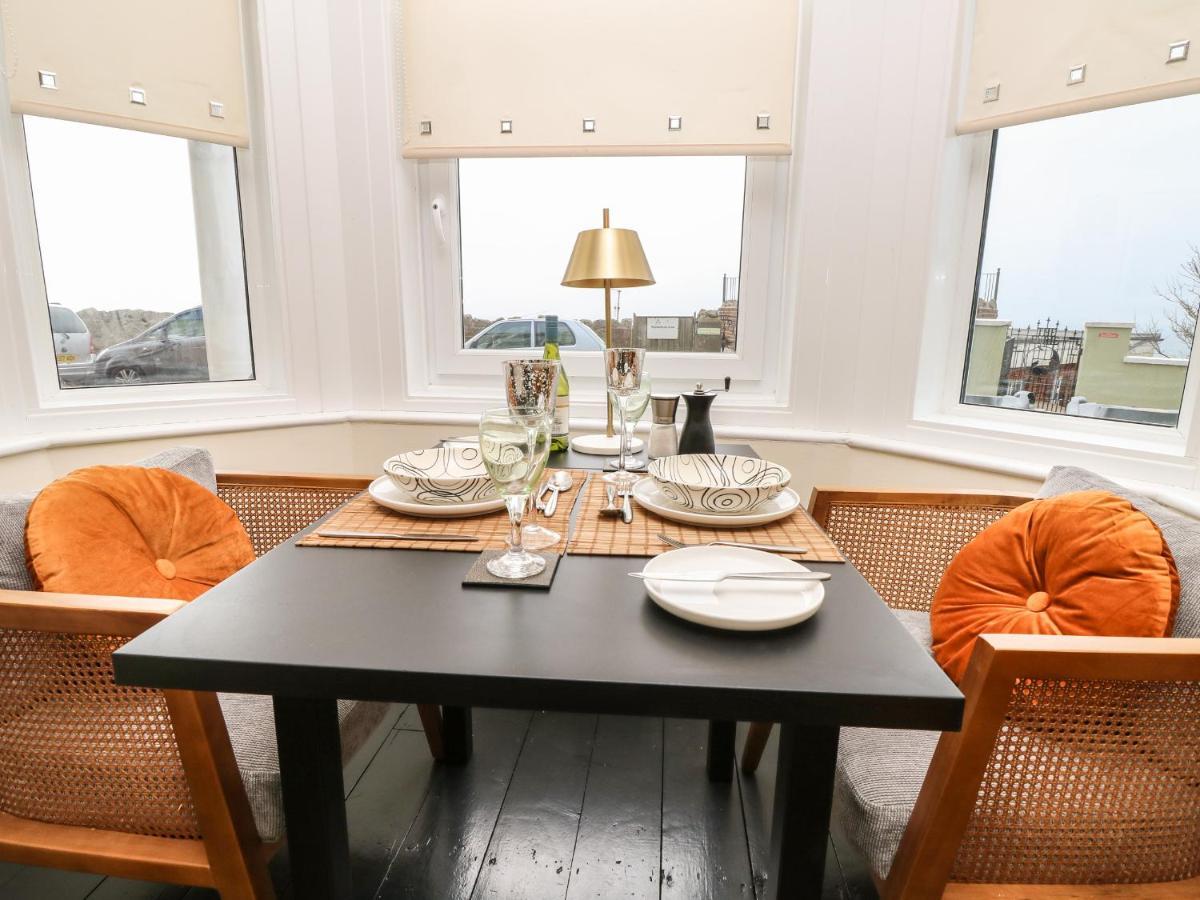 No 5 Cliffview Apartment Ventnor Bagian luar foto